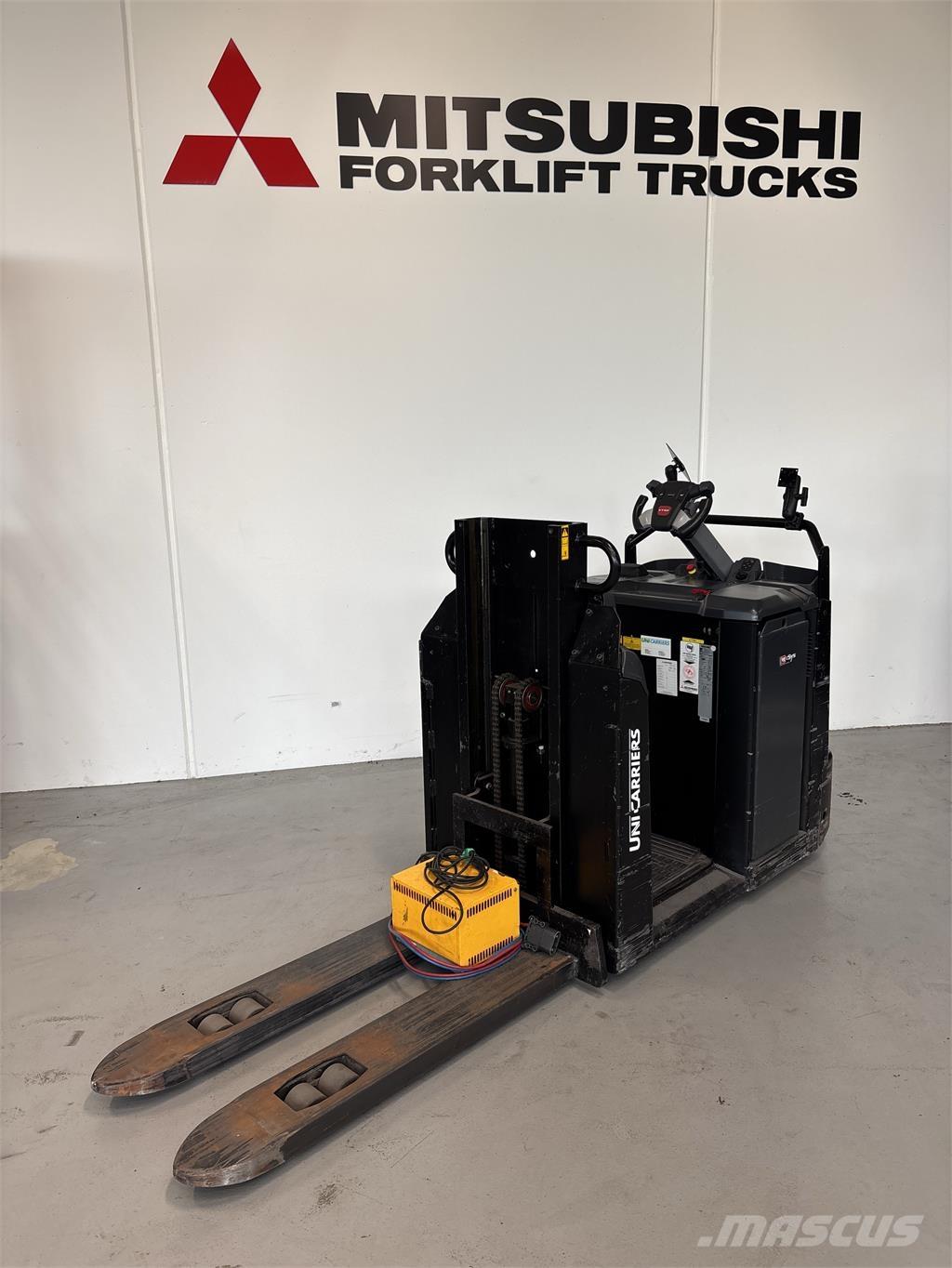 Atlet OEH120 Low lift order picker