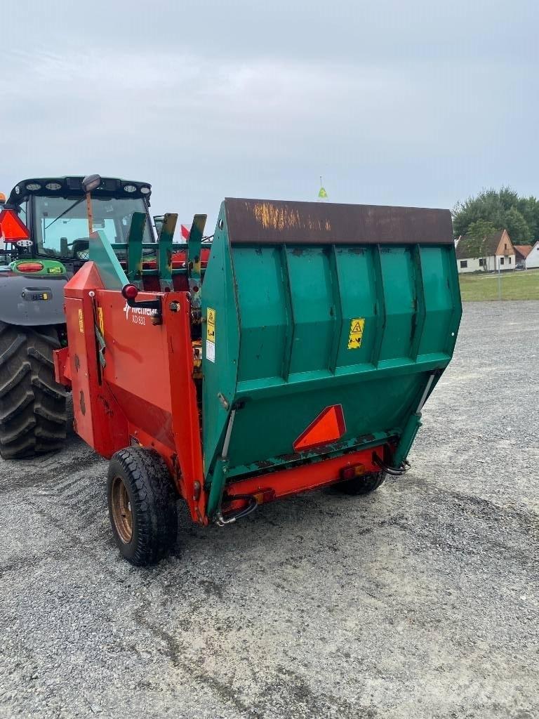 Kverneland KD832 Bale shredders, cutters and unrollers