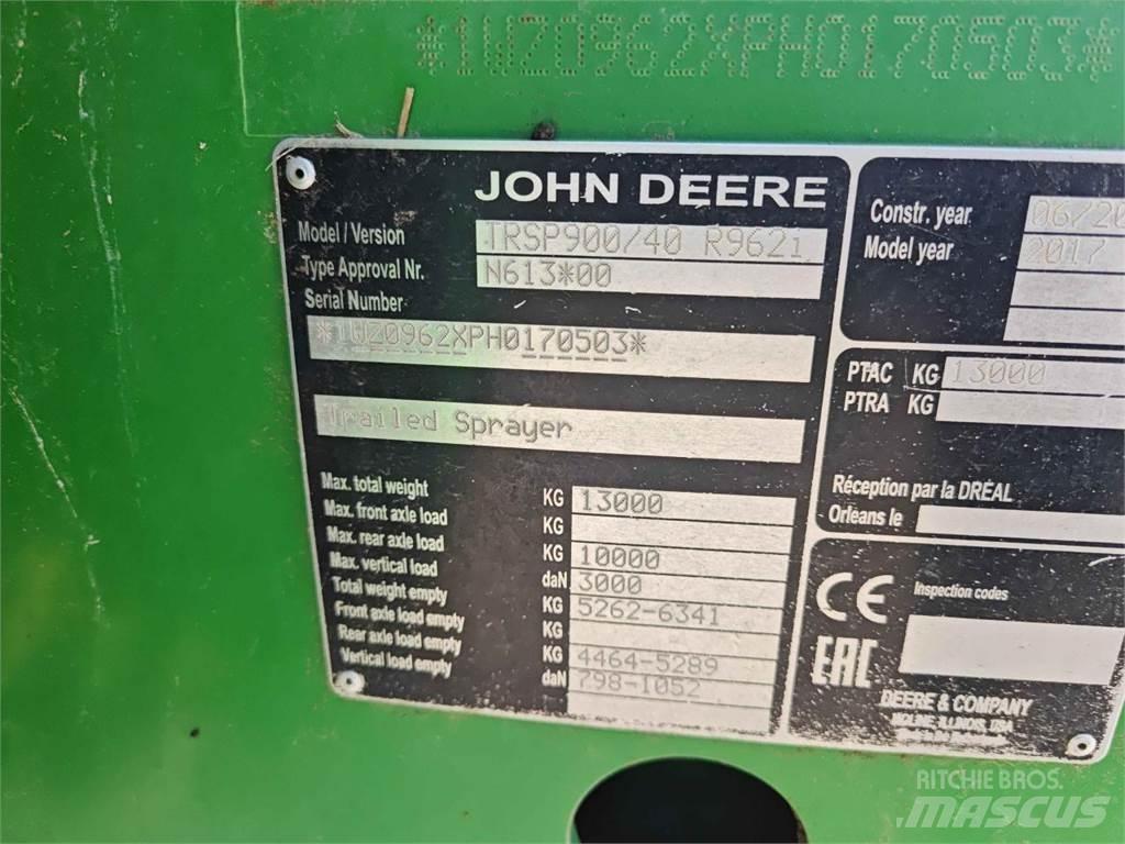 John Deere R962i Trailed sprayers