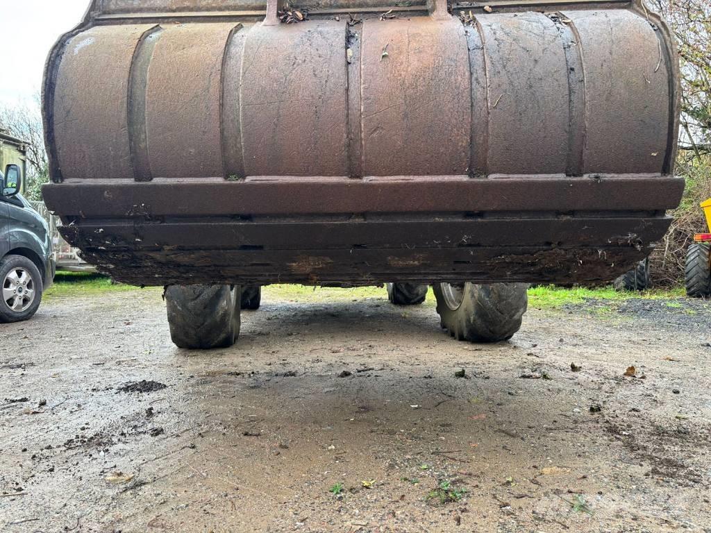 Dromone 1.8m Bucket Buckets