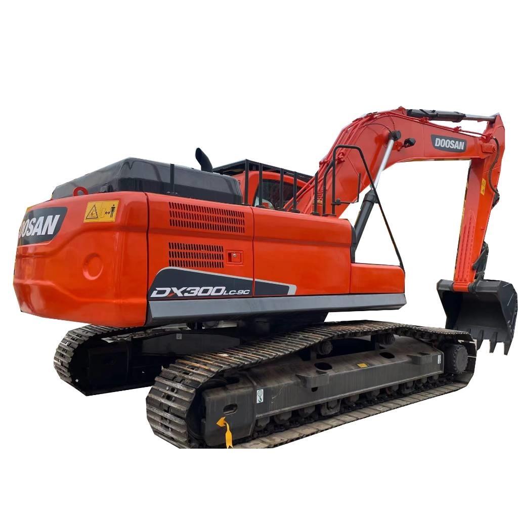 Doosan DX 300 LC Midi excavators  7t - 12t
