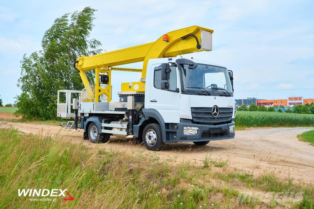 Palfinger P 300 KS Truck & Van mounted aerial platforms