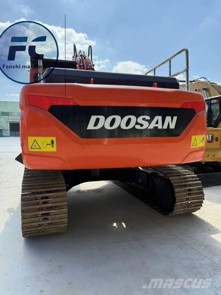 Doosan DX 225 LC Crawler excavators