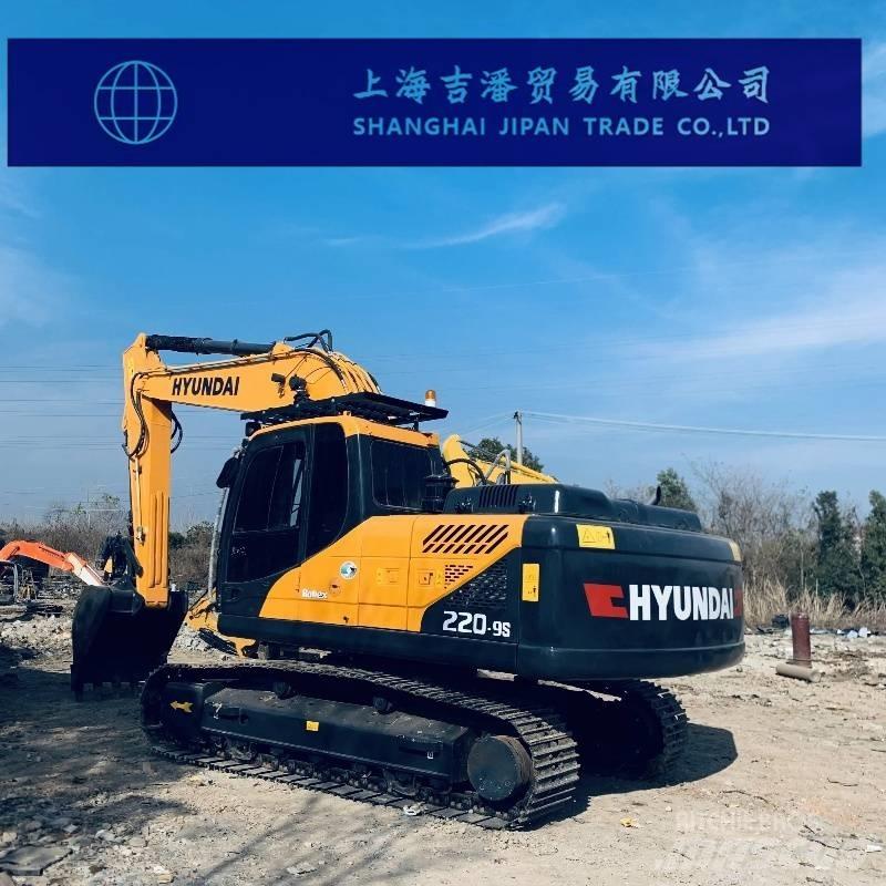 Hyundai R220 Crawler excavators