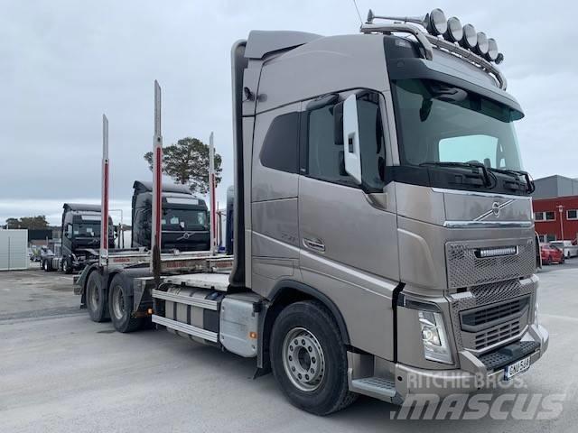 Volvo FH 750 Timber trucks