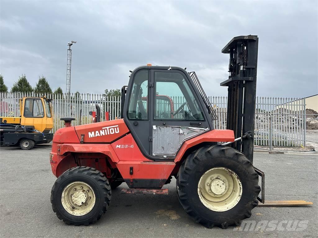 Manitou M26-4 Rough terrain trucks