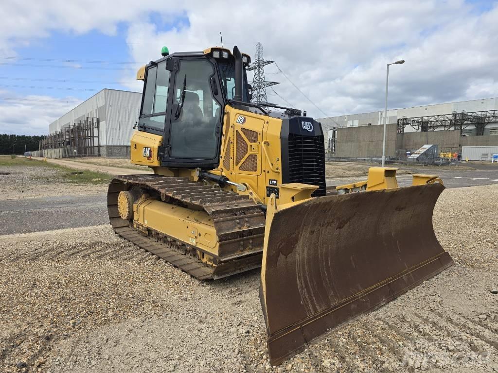 CAT D 3 LGP Crawler dozers