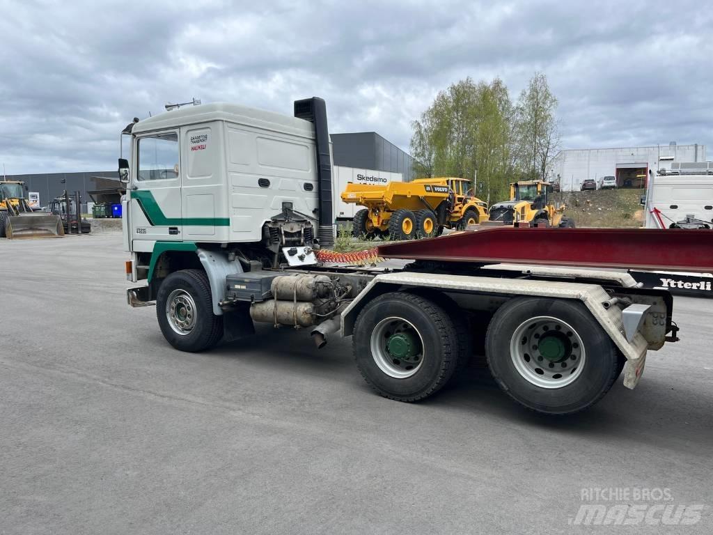 Volvo F 12    Lav km Tractor Units