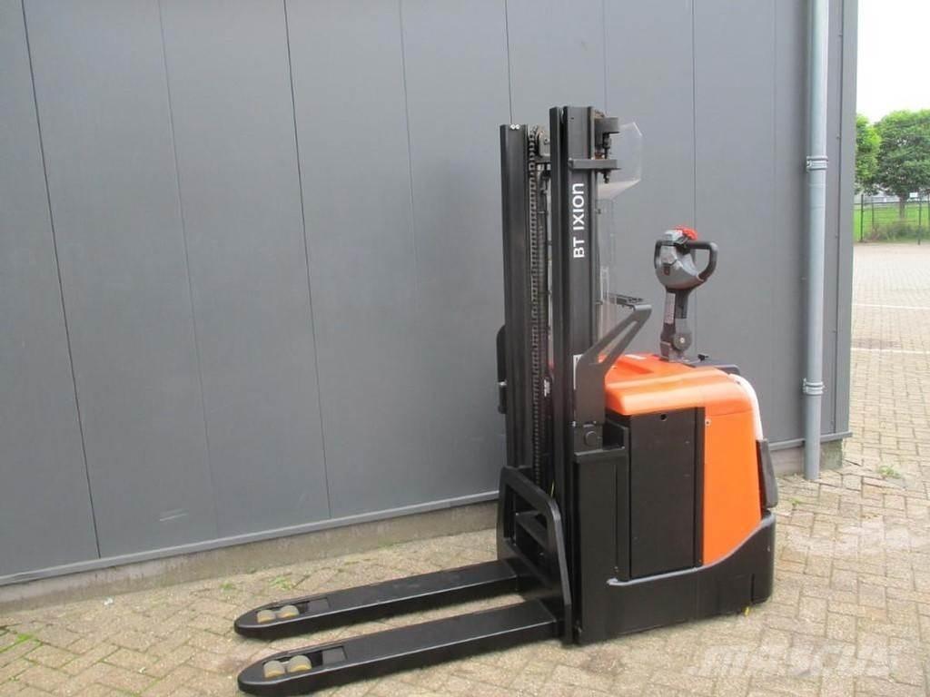 BT SPE125 Low lifter with platform