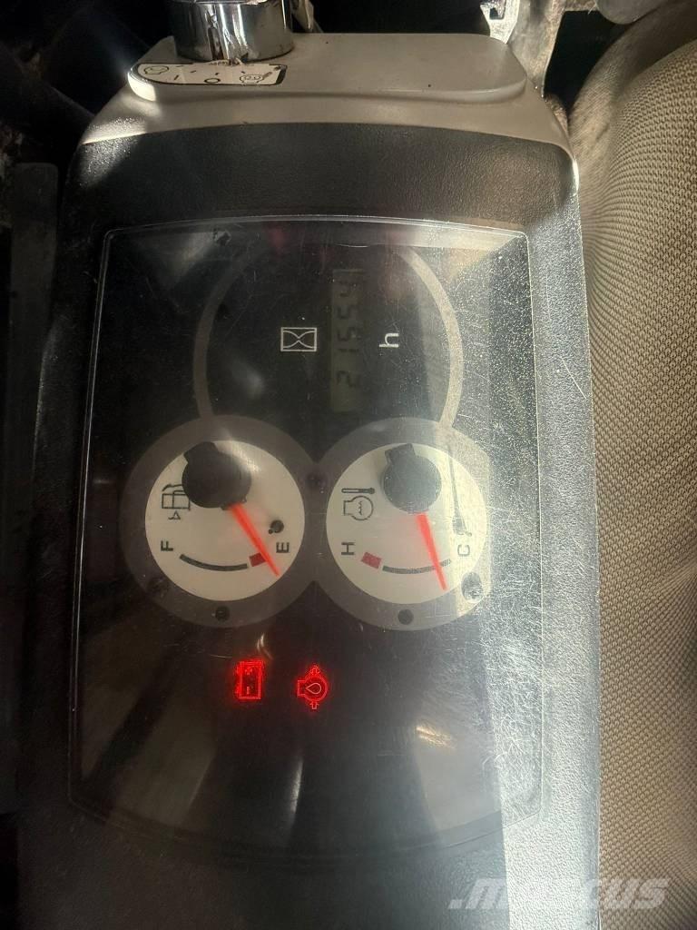 Komatsu PC 27 Mini excavators < 7t (Mini diggers)