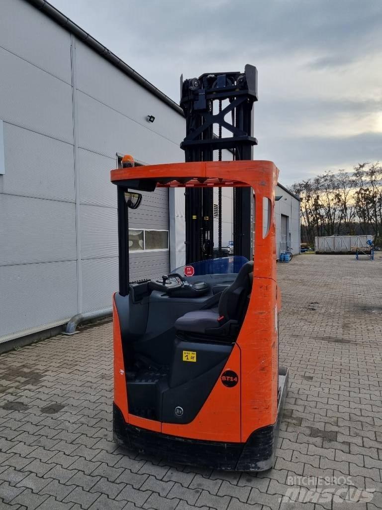 BT RR E 160 Reach trucks