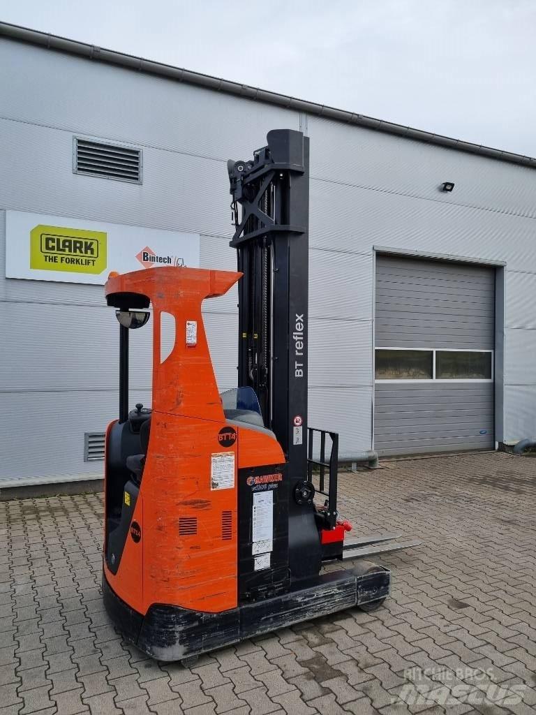 BT RR E 160 Reach trucks