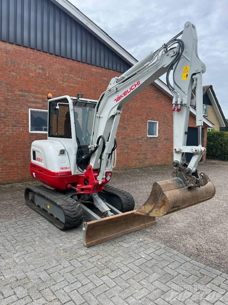 Takeuchi tb235-2 Mini excavators < 7t (Mini diggers)