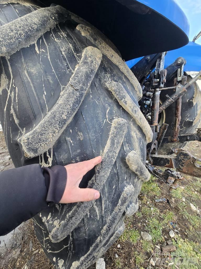New Holland T 8030 Tractors
