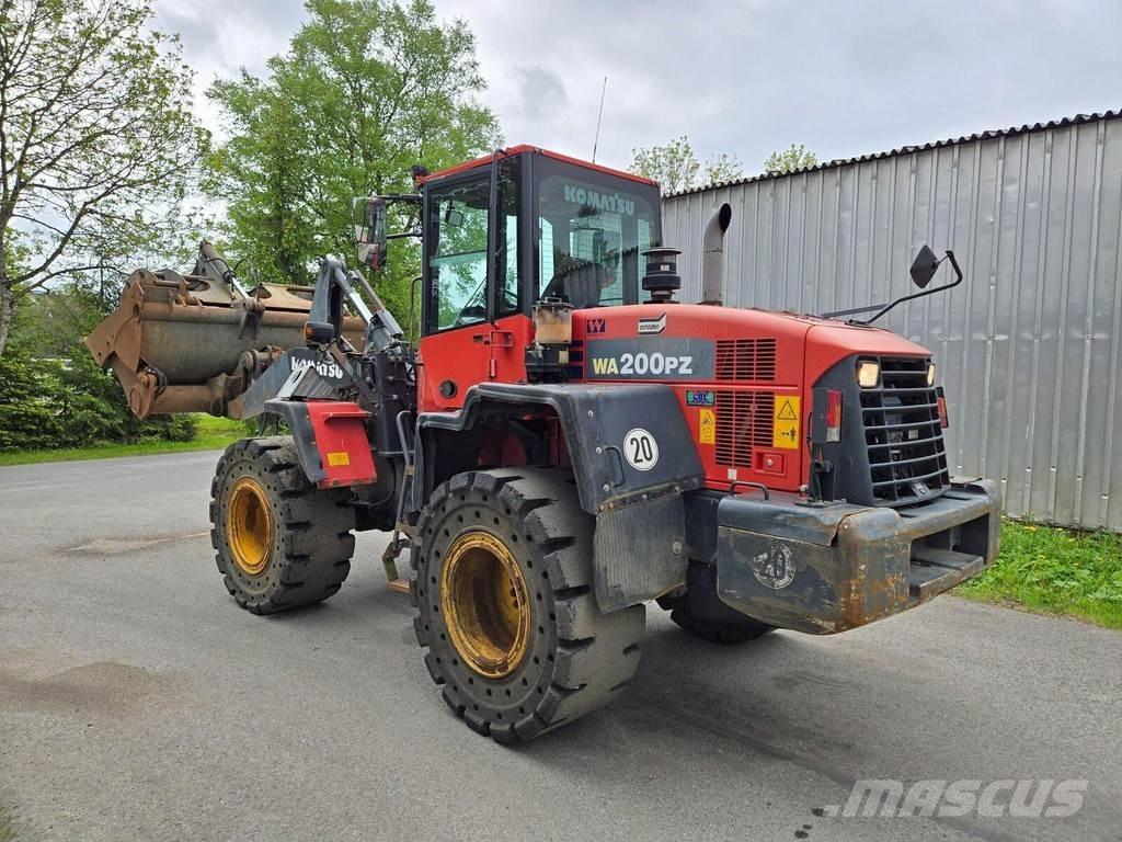 Komatsu WA200PZ-6 Wheel loaders