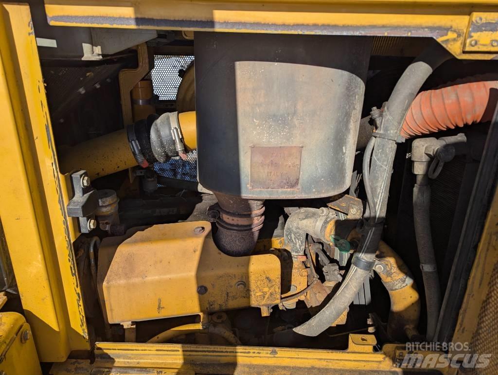 CAT D 6 T LGP Crawler dozers