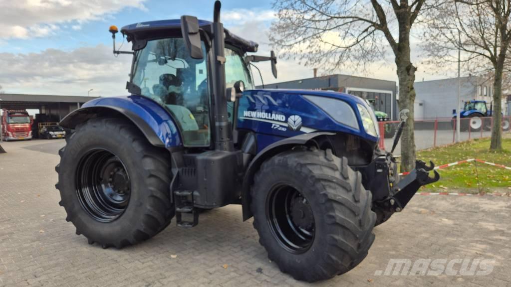 New Holland T 7.230 Tractors