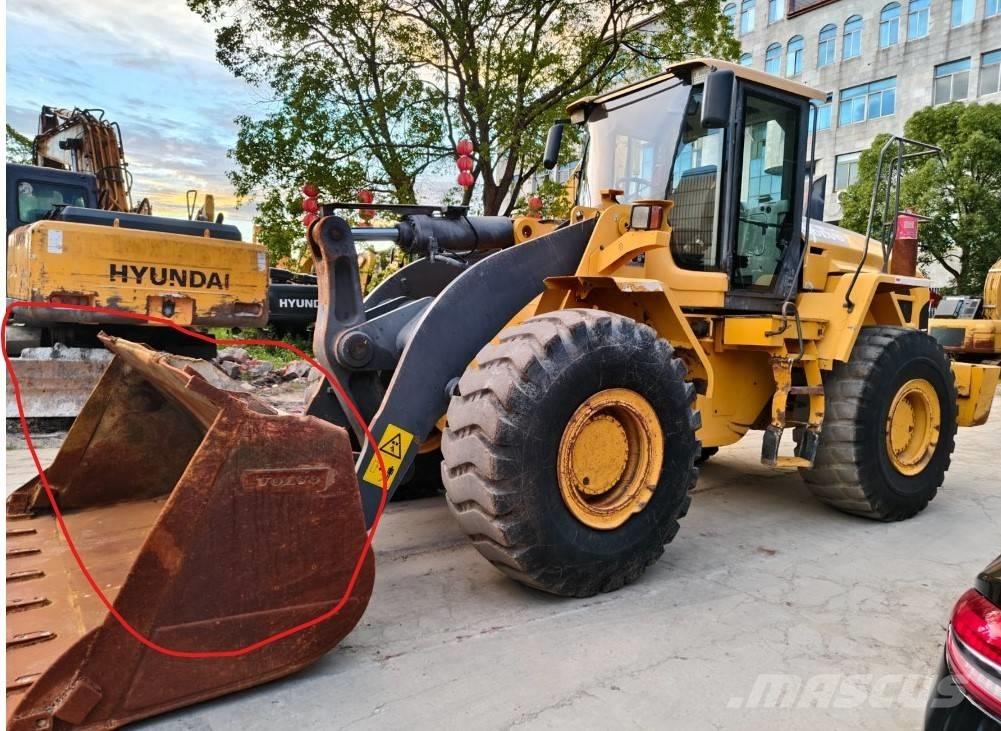 Volvo L 120 Wheel loaders