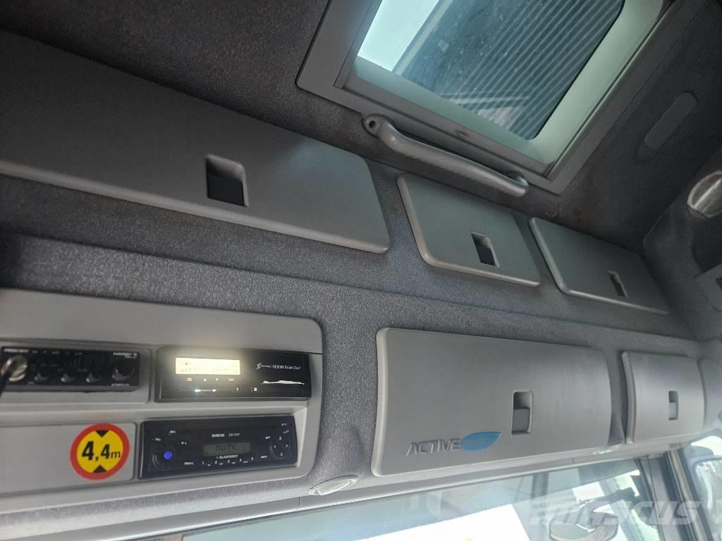 Iveco Stralis 6x2 Box body trucks