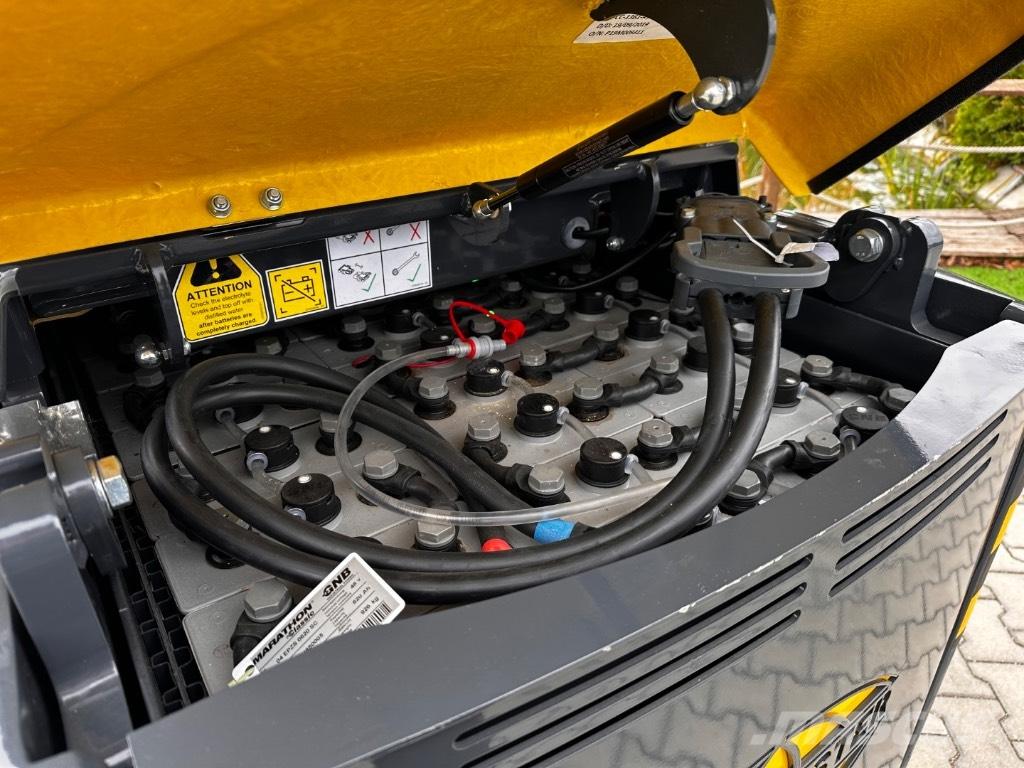 Aisle-Master 15SHE Electric forklift trucks