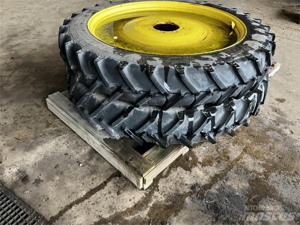 BKT 270/95R48 Tyres, wheels and rims