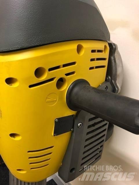 Wacker Neuson BH55rw Hammers / Breakers