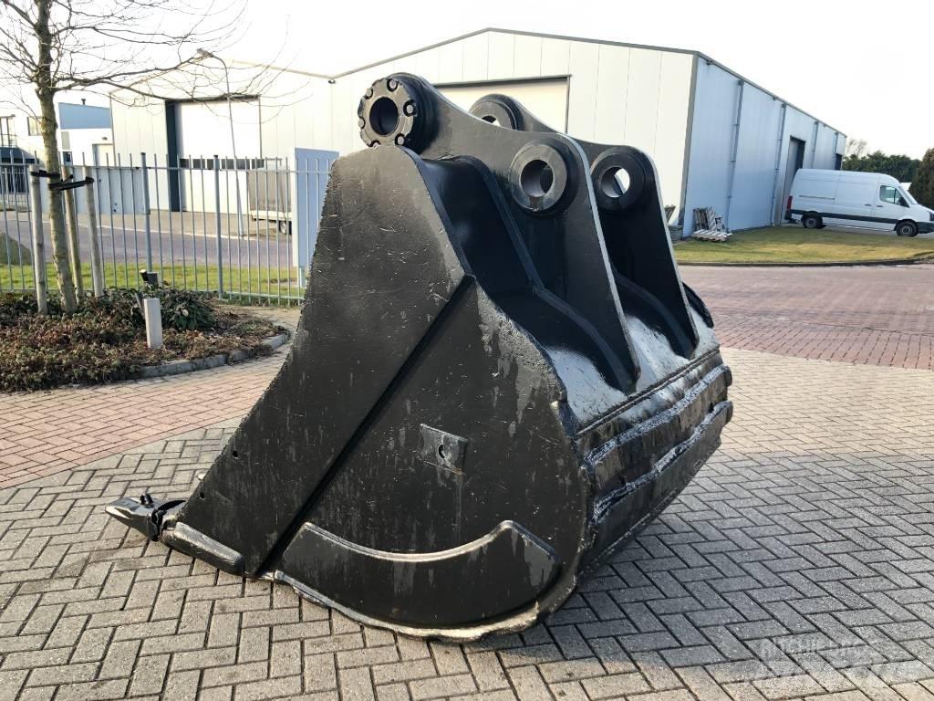 CAT 385 390 bucket Buckets
