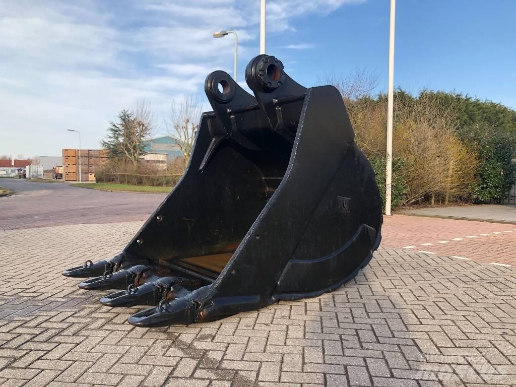 CAT 385 390 bucket Buckets