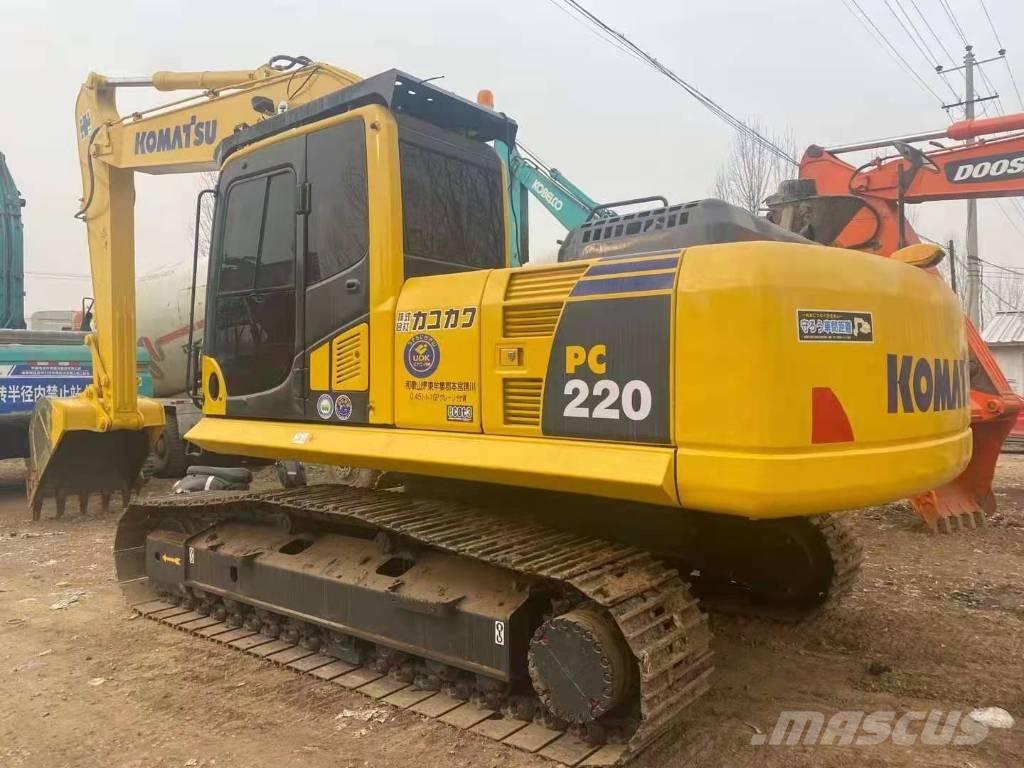 Komatsu PC 220-8 Crawler excavators