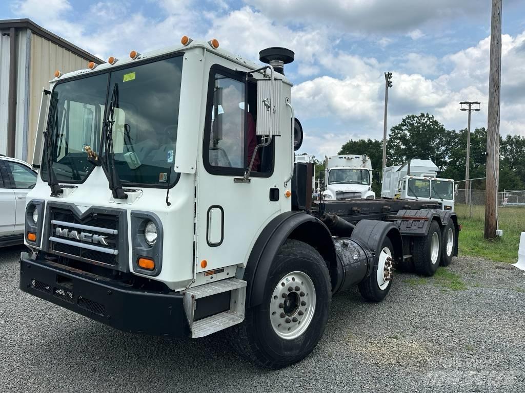 Mack MRU613 Waste trucks