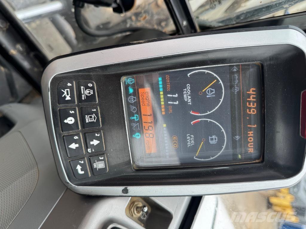 Bobcat E85 (14807) Midi excavators  7t - 12t