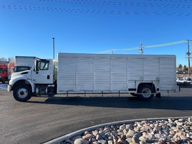 International 4300 Beverage delivery trucks