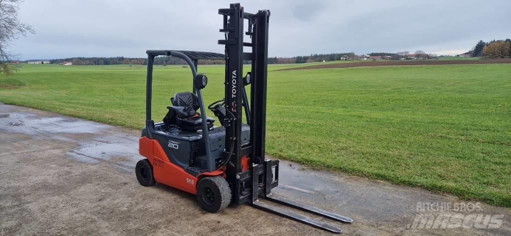 Toyota Traigo 20 Electric forklift trucks