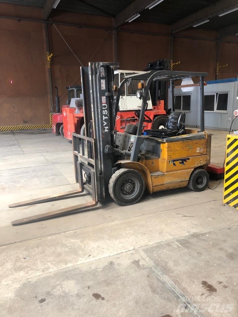 Hytsu CPD 25 Electric forklift trucks