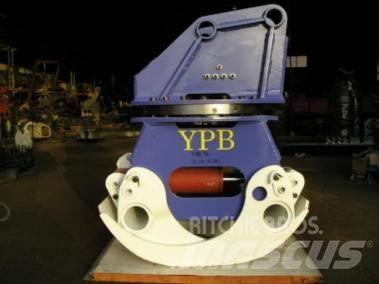  YPB 0.25 Grapples