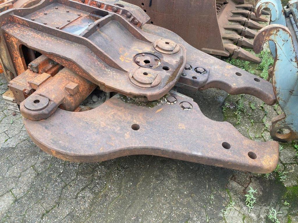 NPK S-24XCR Pulveriser (Demolition Crusher ) 