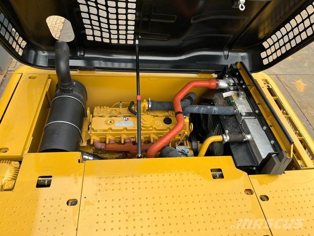 CAT 323D3 Crawler excavators