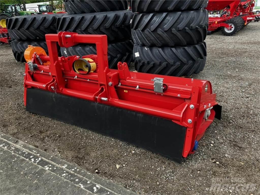 Dücker UM-27 Pasture mowers and toppers