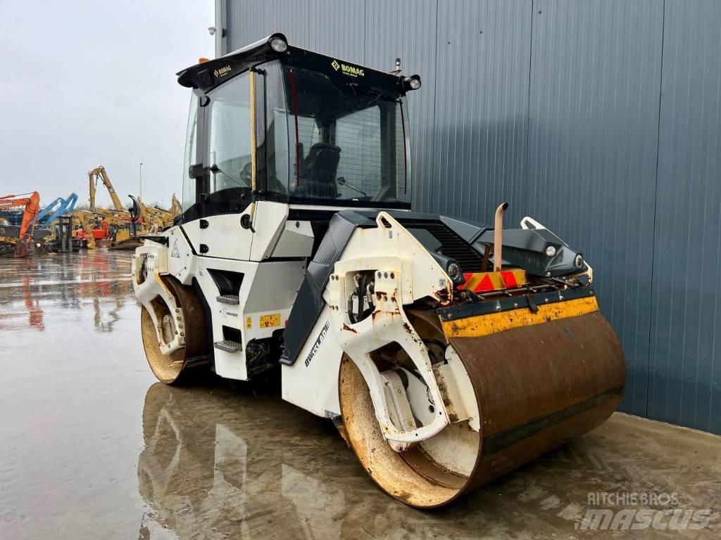 Bomag BW151AD-5 Twin drum rollers