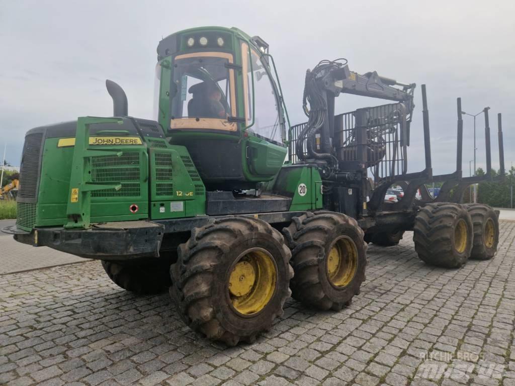 John Deere 1210 E Forwarders