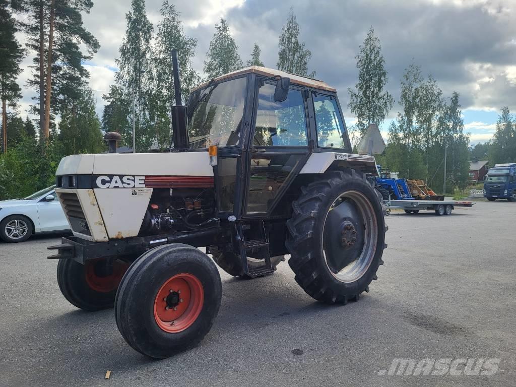 CASE 1294 Tractors