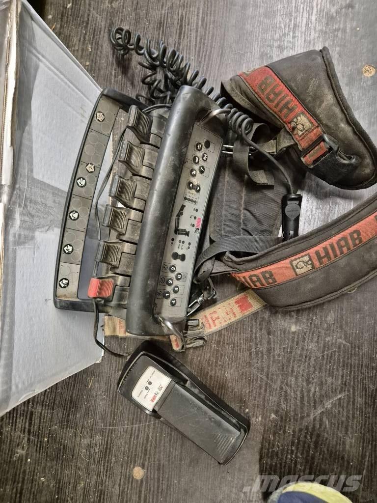 Hiab 166 E-4 Hipro Loader cranes