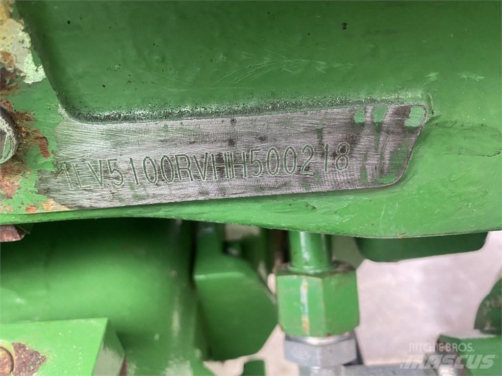 John Deere 5100 R Tractors