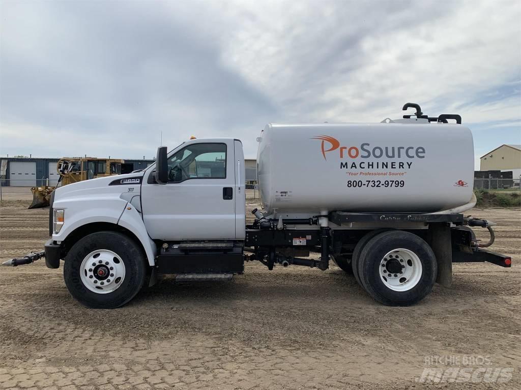 Ford F 650 XL SD Water tankers