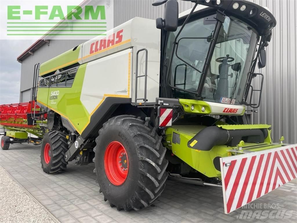 CLAAS Lexion 5400 Combine harvesters