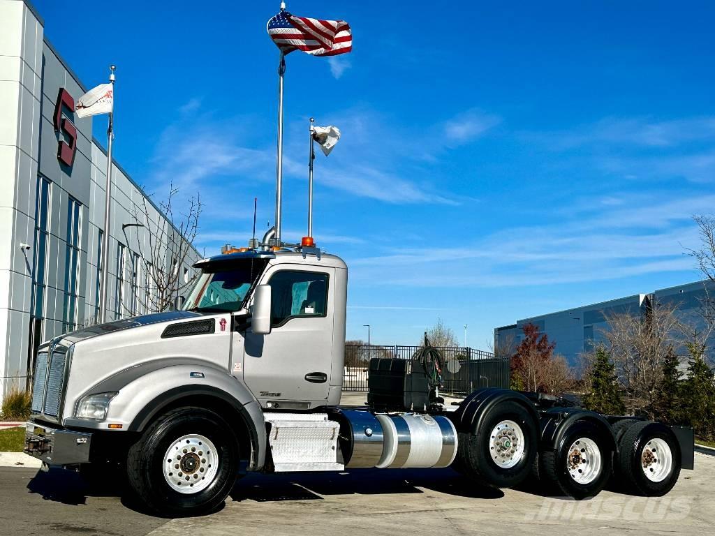 Kenworth T880 Tractor Units