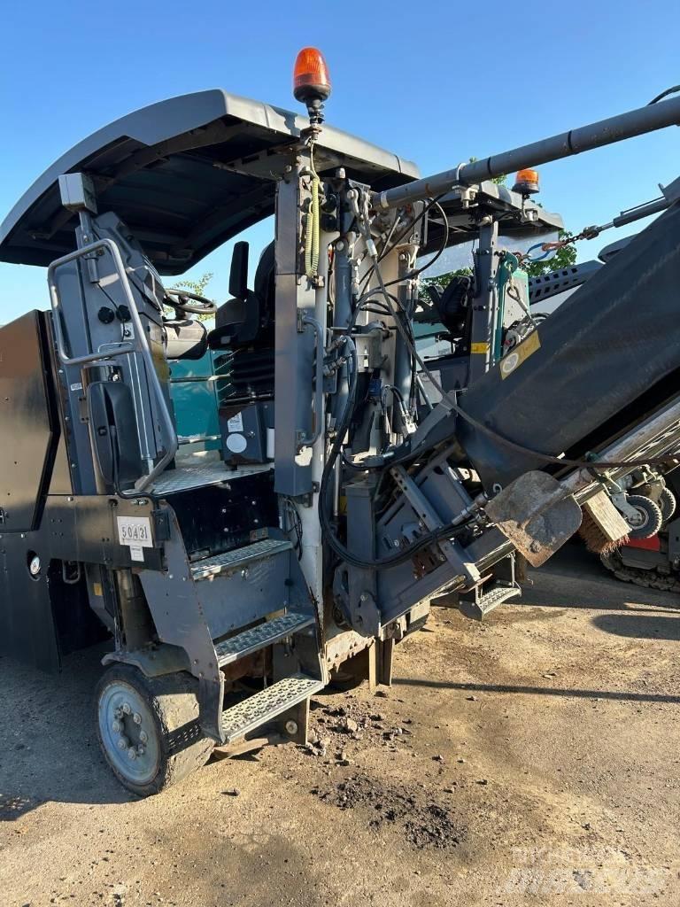 Wirtgen W 50 DC Asphalt cold milling machines