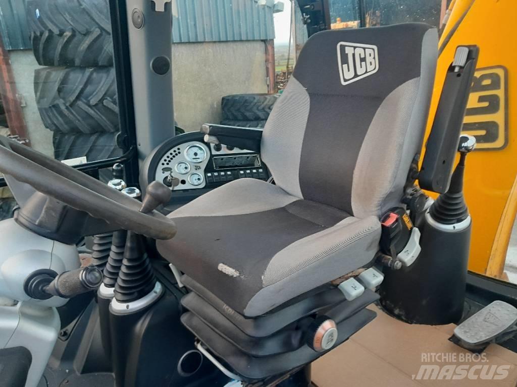 JCB 3 CX Backhoe loaders