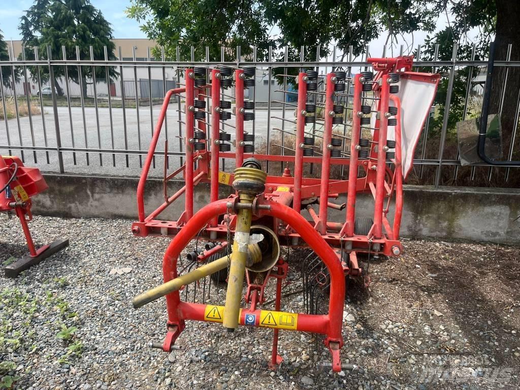 Kuhn GA 3201 G M Rakes and tedders