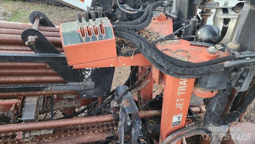 Ditch Witch JT 4020 Horizontal Directional Drilling Equipment